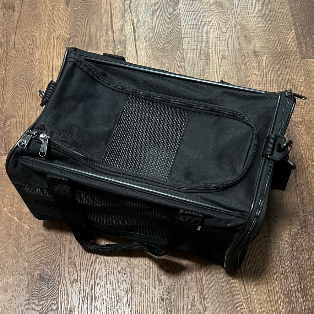 Pet Travel Carrier